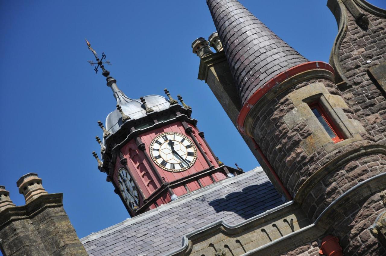 No5 Esplanade Court, Stornoway Town Centre Apartment ภายนอก รูปภาพ
