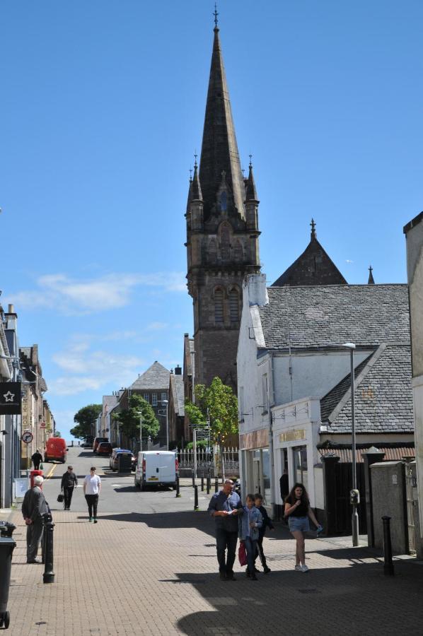 No5 Esplanade Court, Stornoway Town Centre Apartment ภายนอก รูปภาพ
